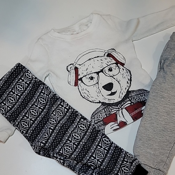 5/$30 JOE FRESH Waffle Set Pajamas + JOHN LEWIS sweatpants - Picture 3 of 5